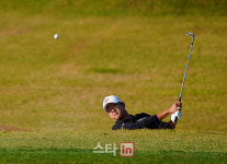 [포토] 최승빈 간결한 샷으로 탈출