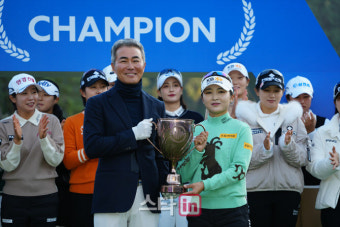 [포토]이예원 '우승 감사합니다'