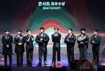 '미친 폼' 에이티즈의 빌보드 1위 야망, 현실이 되다
