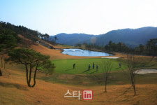 전국 61곳 골프장 겨울 휴장..가야CC 등은 정상 영업