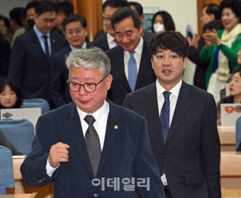 [포토]미래대연합(가칭) 창당준비위원회 출범식 참석하는 이준석