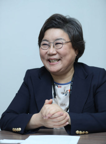 ‘경제통’ 이혜훈, 서울 중·성동을 출마…“정치인생 건다”