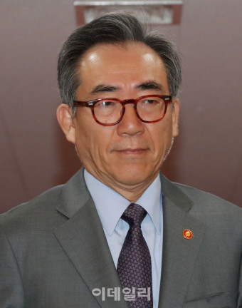 [포토]국무회의 들어서는 조태열 외교부 장관