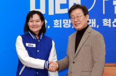 민주당 영입 김남희 ‘광명을’ 출마선언...양이원영 공동선대위원장