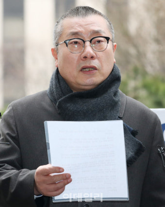 [포토]경찰 소환조사에 입장 밝히는 박명하 조직위원장