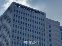 한미약품·OCI 통합 손들어준 법원, 장·차남 가처분 신청 기각
