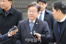 이재명, 총선 전날도 재판 출석해야…法 안오면 구인장