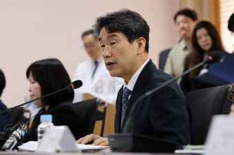 충남대 찾은 이주호 
