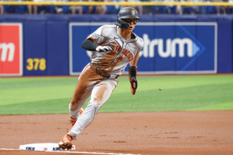 이정후, MLB 6경기 연속 안타…시즌 2호 도루 성공에 득점까지