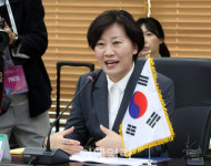 [포토] 송미령 농식품부 장관, 해외바이어 인사말