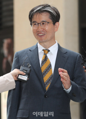 [포토]'질문에 답하는 오동운 공수처장 후보자'