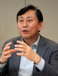 “본인인증하면 OK..관공서 데이터 공유로 민원인 서류지옥서 구할것”
