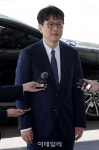 [포토]질의에 답하는 이창수 신임 서울중앙지검장