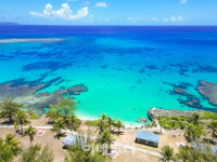 권력자만 이용했던 비밀의 해변…온갖 푸른색이 이곳에 [여행]