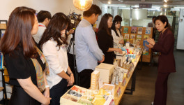 [포토]동대문구 경동시장 찾은 오영주 중기부 장관