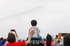 공군 블랙이글스 25·29일 서울 용산 비행…소음에 놀라지 마세요