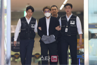 [포토]음주 뺑소니 혐의 받는 가수 김호중 검찰 송치