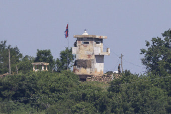 北 '오물 풍선'에 軍 확성기 방송 재개 추진…전방지역 긴장 고조 우려
