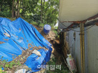 “여기 살면 생명도 무허가인가요”.. 장마가 두려운 판자촌[르포]