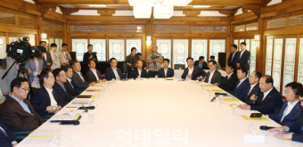 [포토]발언하는 황우여 국민의힘 비상대책위원장
