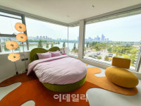 이런 건 처음…탁 트인 한강뷰 여의도 불꽃축제 성지될까