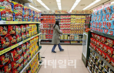 오늘부터 대형마트 새벽배송 풀린 ‘이 지역’…업계 분위기는?