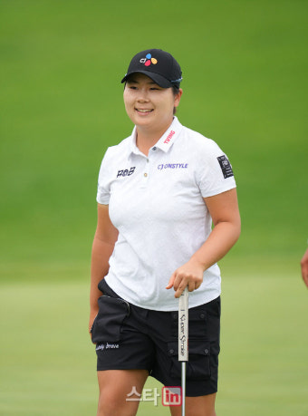 KLPGA 선수들, 취약계층에 나눔의 의미 전하다