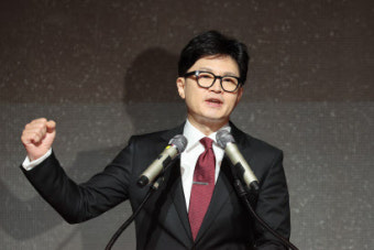 국민의힘 비상대책위원장, 김건희 여사 논란에 사과하며 영부인 검증과 제도화 약속