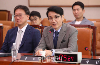 [포토]법사위 2차 청문회, '답변하는 최재영 목사'