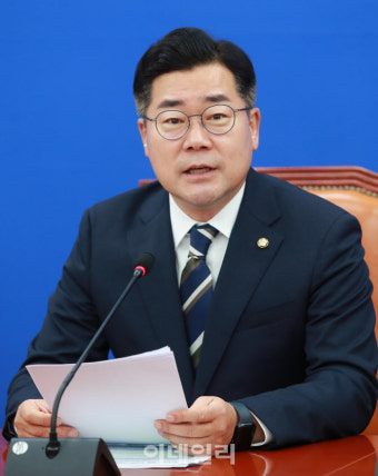 [포토]박찬대 원내대표, '취임 100일 기자간담회'