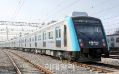 수도권 전철 개통 50년 340억명 싣고 달렸다