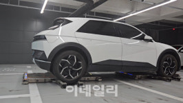 주차로봇에 기계식 주차장 법?…제도 개선·사업성 한계 넘어야