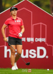 [포토]윤민아,시작은 실수없이