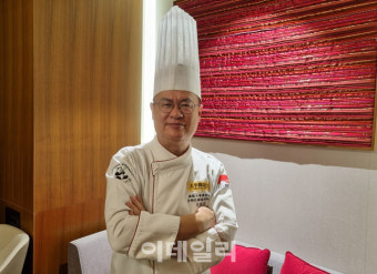 '중식 대가' 여경래 
