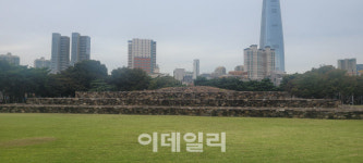서울 도심서 느끼는 백제의 숨결 석촌동 고분군[서울곳곳]
