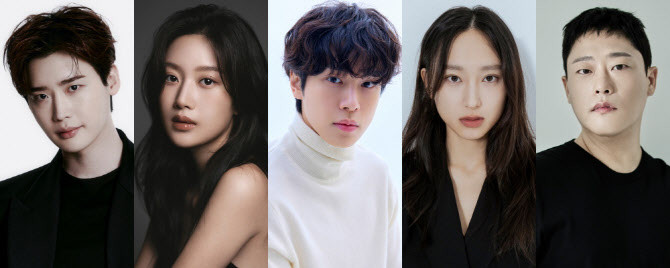 서초동 이종석-문가영, 설레는 미묘한 눈맞춤에 주목!