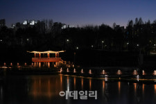 파주 운정호수공원 야간조명 추가 설치…겨울밤 낭만↑