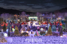 에버랜드, 국내 최초로 무민 IP 활용해 무민 불꽃놀이 진행