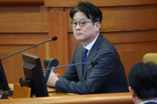 법치가 정치에 밀리지 않게 중앙지검장 탄핵 소추 변론 종결