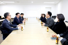 연현마을 주민 만난 최대호 아스콘 공장, 곧 공원으로