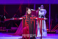 3년 만에 돌아온 적벽, 이 시대 영웅의 의미를 묻다