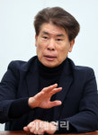 과속 줄이려 회전교차로 만들듯…시스템 바꿔야 금융사고 줄어