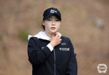 혼자 다른 골프장서 친 것 같은 김민솔…생소한 코스서 ‘나홀로 8언더’