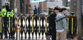 [포토]윤 전 대통령 관저 퇴거 시기는?