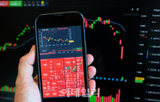 EU도 관세 대책…바이(Buy) 유러피안으로 맞선다