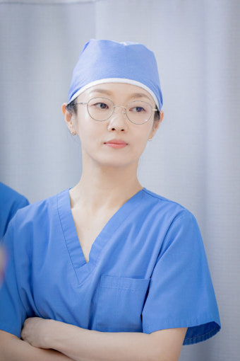 이봉련, '슬의생' 세계관 녹아들었다…고윤정과 사제 케미 (언슬전)