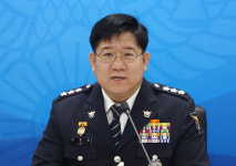 경찰청장 직대 “앞으로 위헌·위법한 비상계엄 동조 없다”