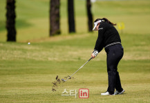 [골프in포토]송은아,파워 아이언 임팩트