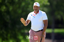[골프in포토]조나단 베가스,버디 성공 감사