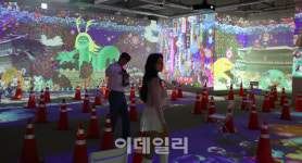 [포토]미디어아트 2025 딜라이트 서울